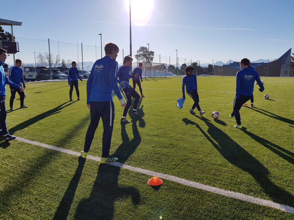 Fotball Molde folkehøgskole MFK