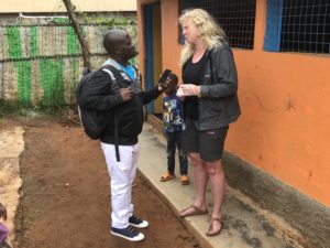 Rektor Live Hokstad ble intervjuet av lokalavisen i Kampala, Uganda