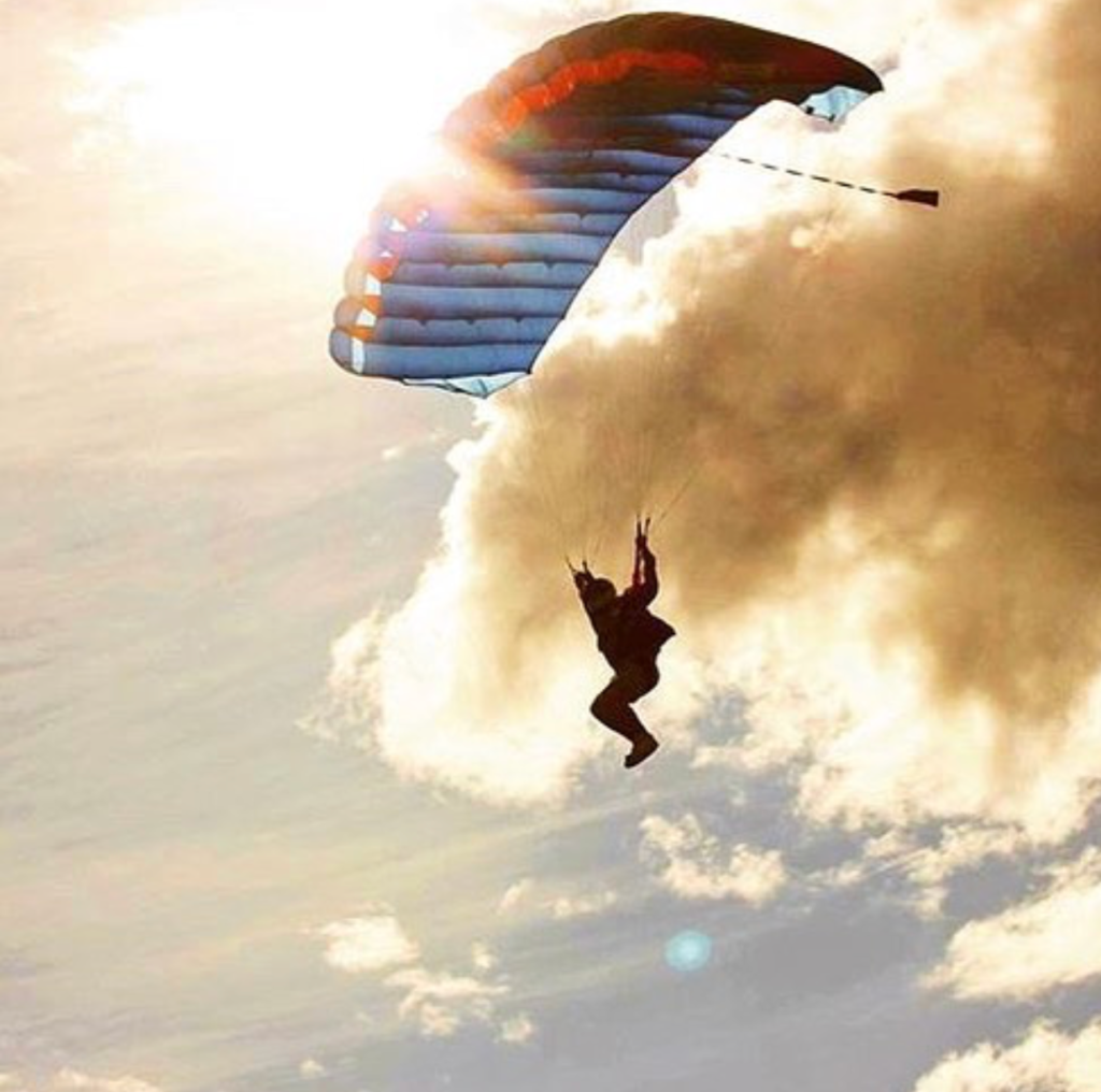Folkehøgskule, Voss folkehøgskule, folkehøgskole, skydiving