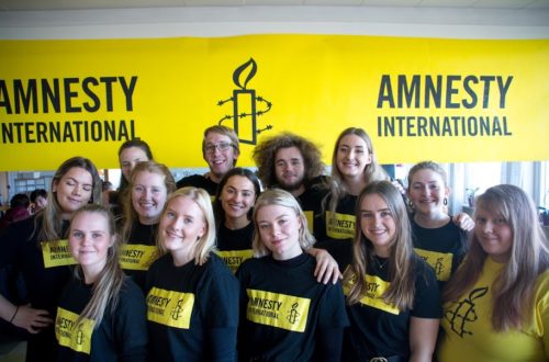 Amnesty og Åsane folkehøgskole oppfordrer: Skriv for Liv!