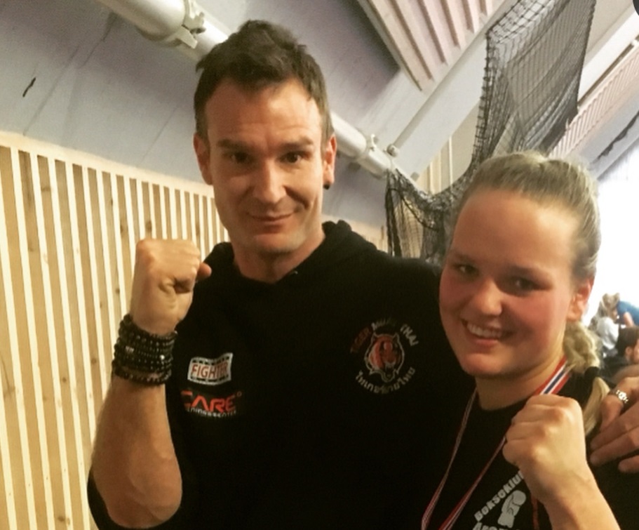 Vidar Moe og Amalie Anker Johansson kickboksing Skogn folkehøgskole