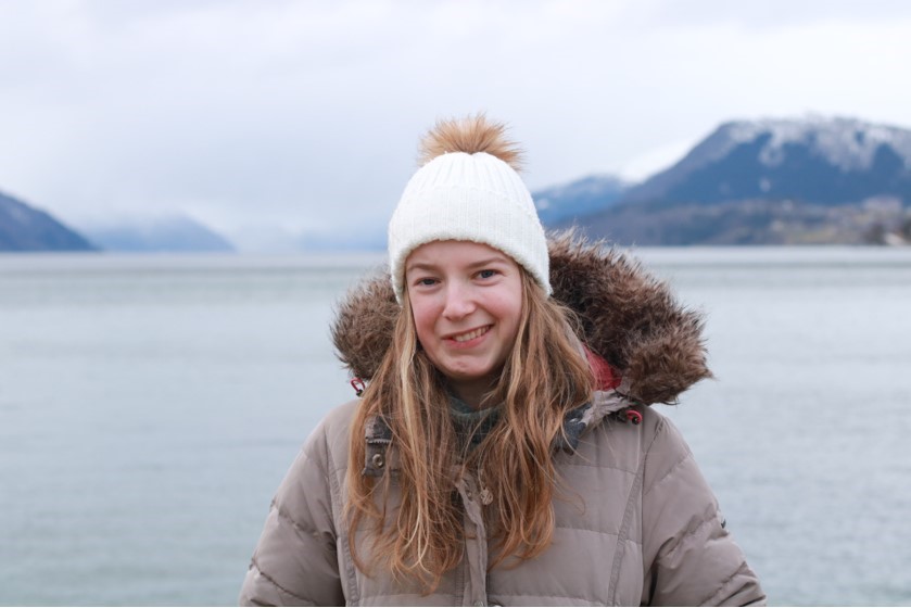 Eline Lærum, portrett, ute