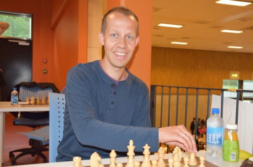 Stormester i sjakk blir folkehøgskolelærer