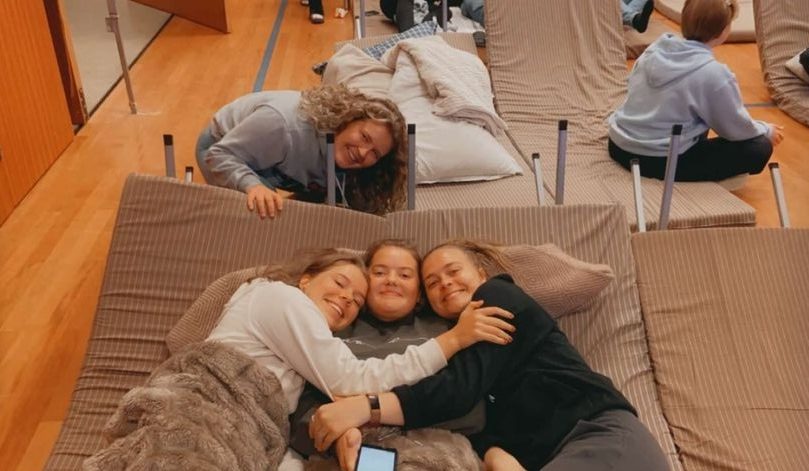 klem, gruppeklem, gymsal, Fredly folkehøgskole